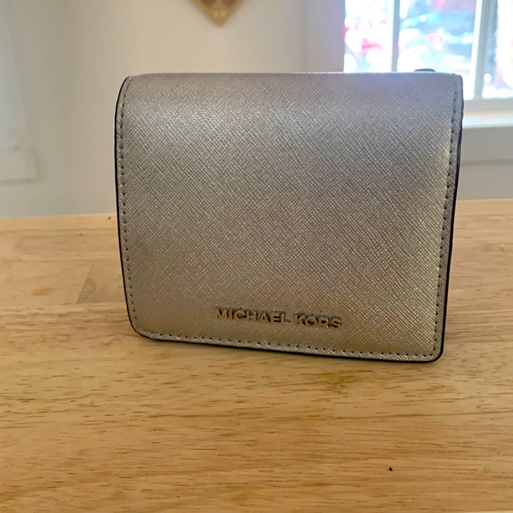 Michael Kors Wallet- new!